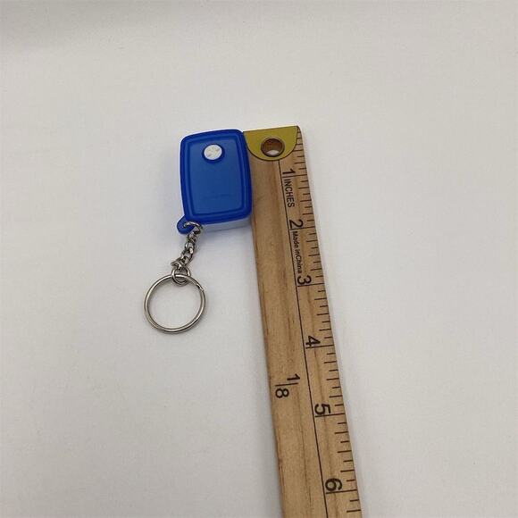 Vintage Tupperware Mini FreezeSmart Keychain Blue White Collectible - Picture 5 of 5